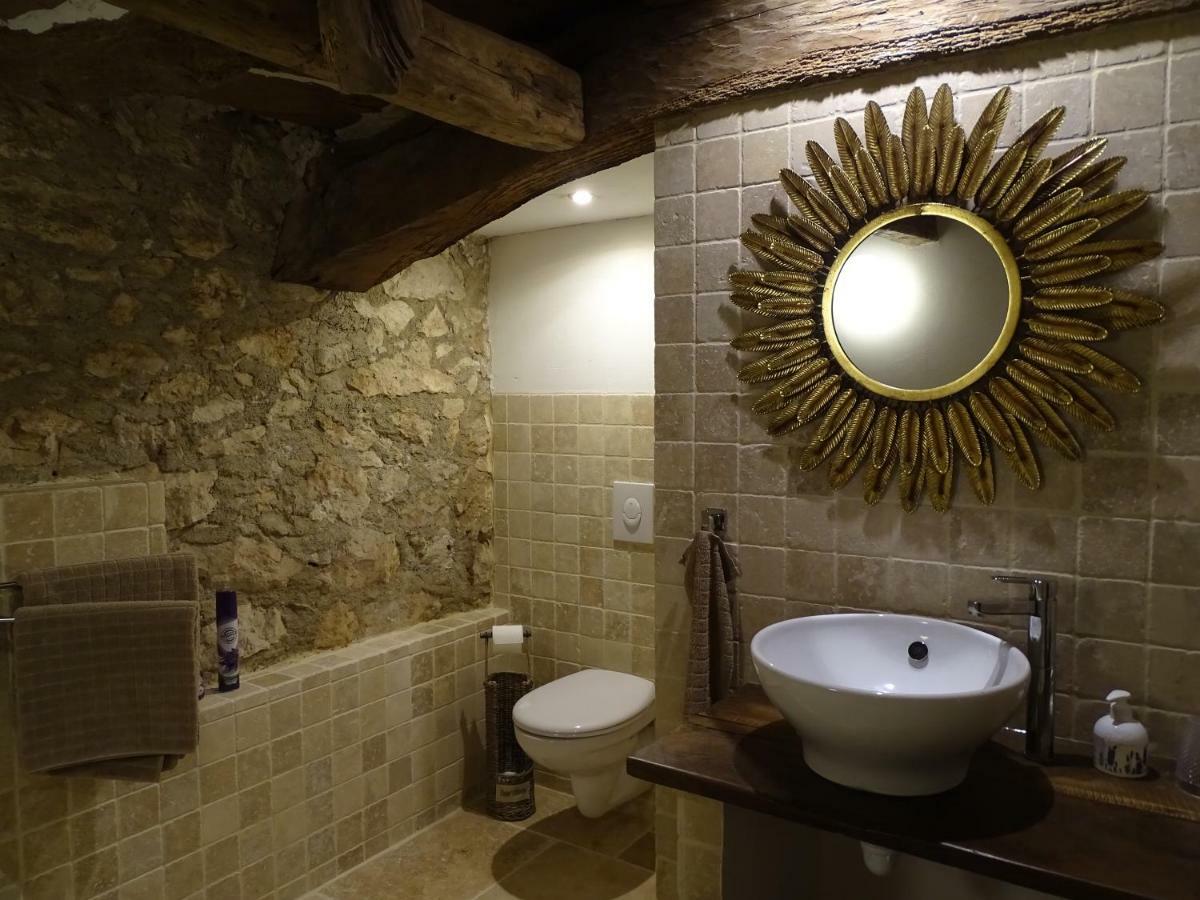 Bergerie Le Vieux Manoir Apartment Valeilles Bagian luar foto