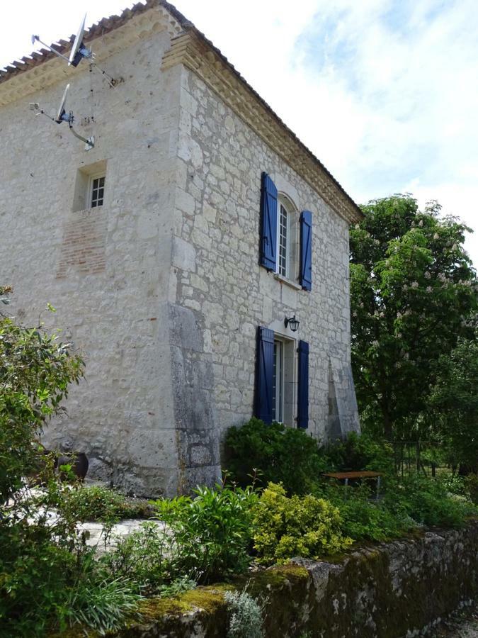 Bergerie Le Vieux Manoir Apartment Valeilles Bagian luar foto