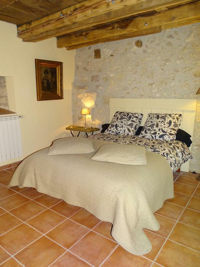 Bergerie Le Vieux Manoir Apartment Valeilles Bagian luar foto
